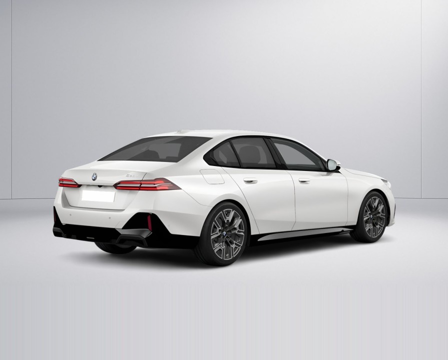 BMW Seria 5 520d M-Sport (2)