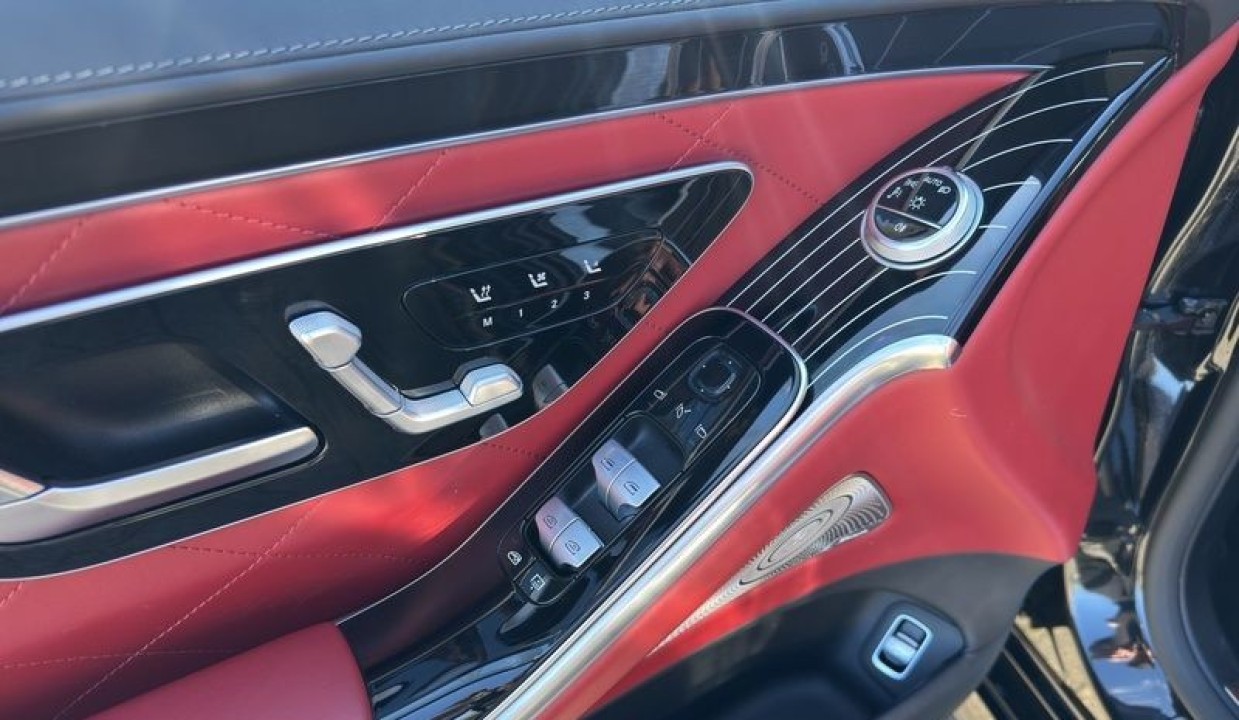 Mercedes-Benz S 500 4MATIC AMG - foto 15