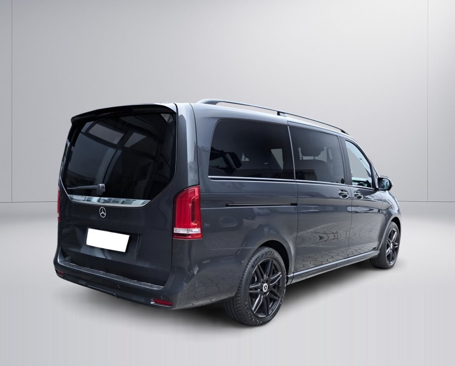 Mercedes-Benz V 300d 4MATIC (2)