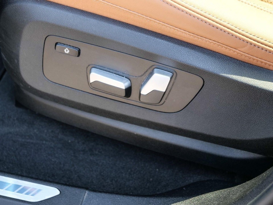 BMW X6 xDrive30d M-Sport - foto 18