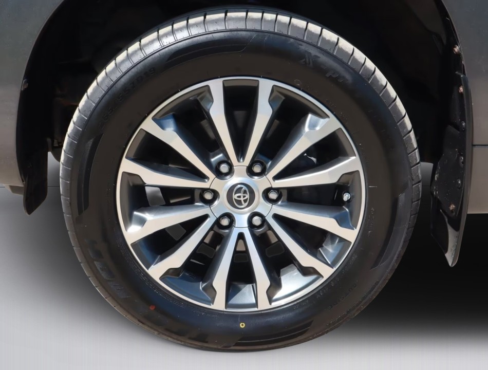 Toyota Land Cruiser 2.8D Premium - foto 18