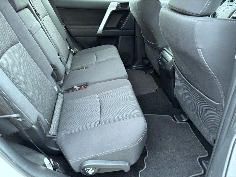 Toyota Land Cruiser 2.8D - foto 18