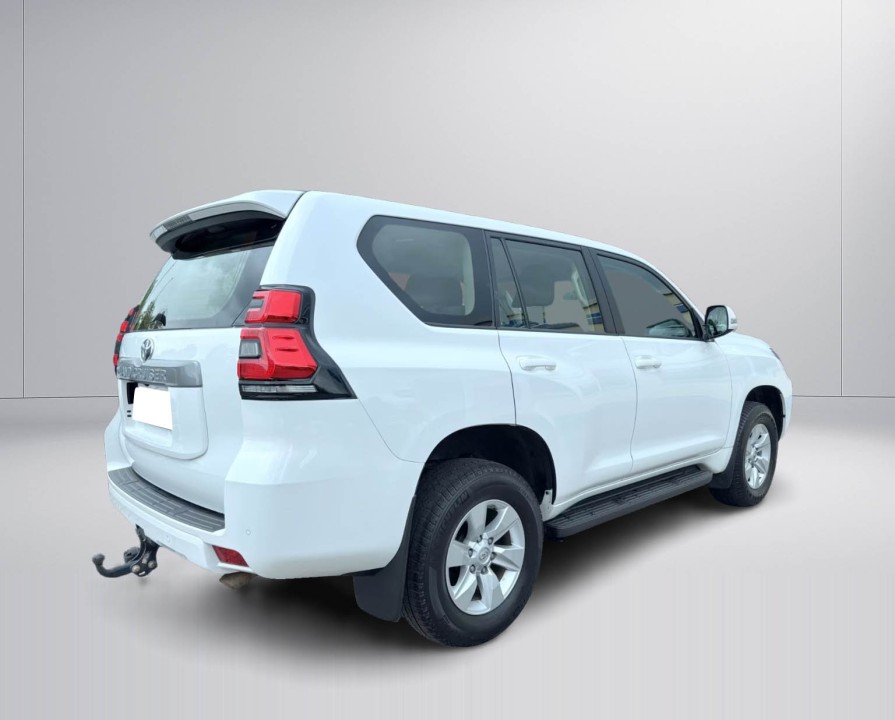 Toyota Land Cruiser 2.8D (3)