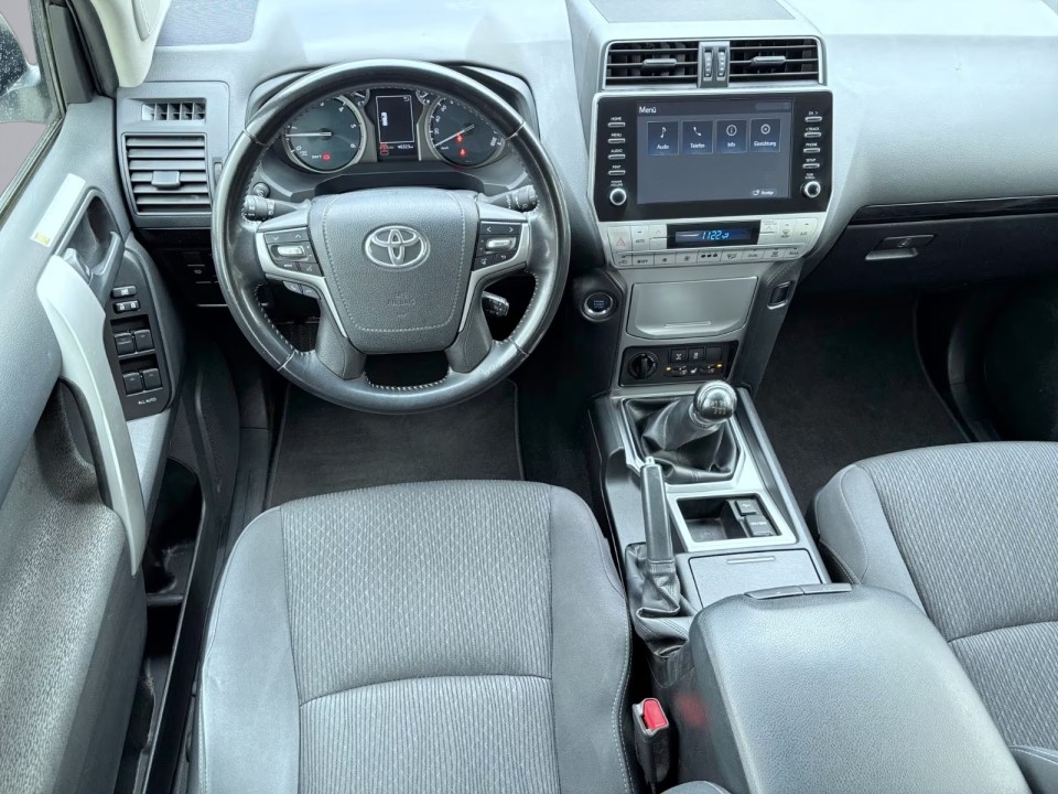 Toyota Land Cruiser 2.8D - foto 23