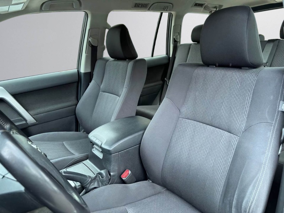 Toyota Land Cruiser 2.8D - foto 16