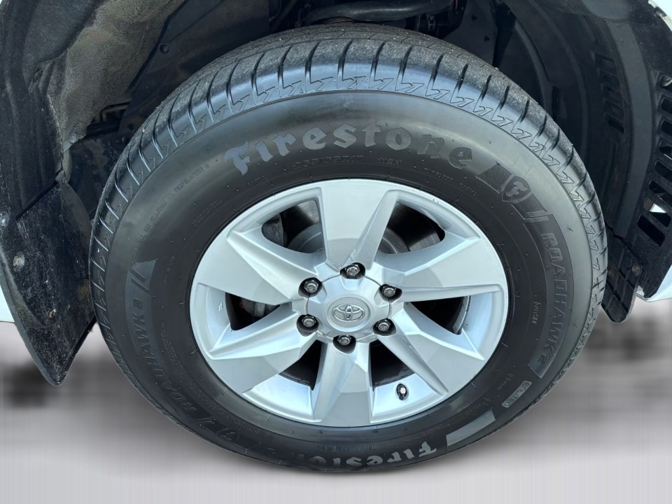 Toyota Land Cruiser 2.8D - foto 33