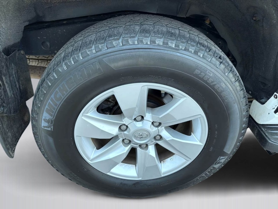 Toyota Land Cruiser 2.8D - foto 35