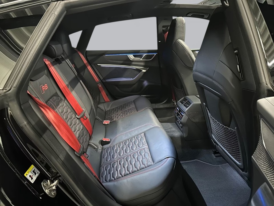 Audi RS7 Sportback Performance - foto 27