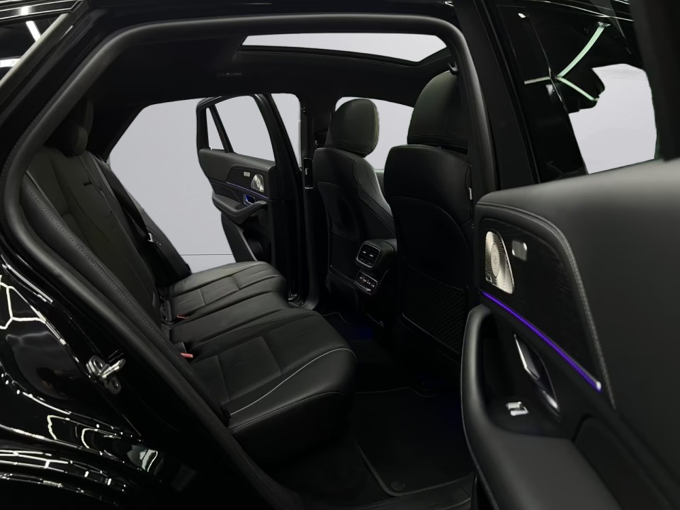 Mercedes-Benz GLE Coupé 350de AMG - foto 38