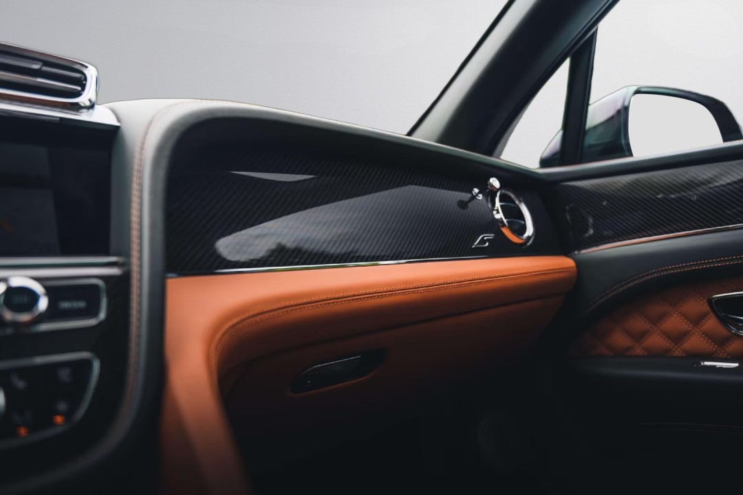 Bentley Bentayga S V8 - foto 23