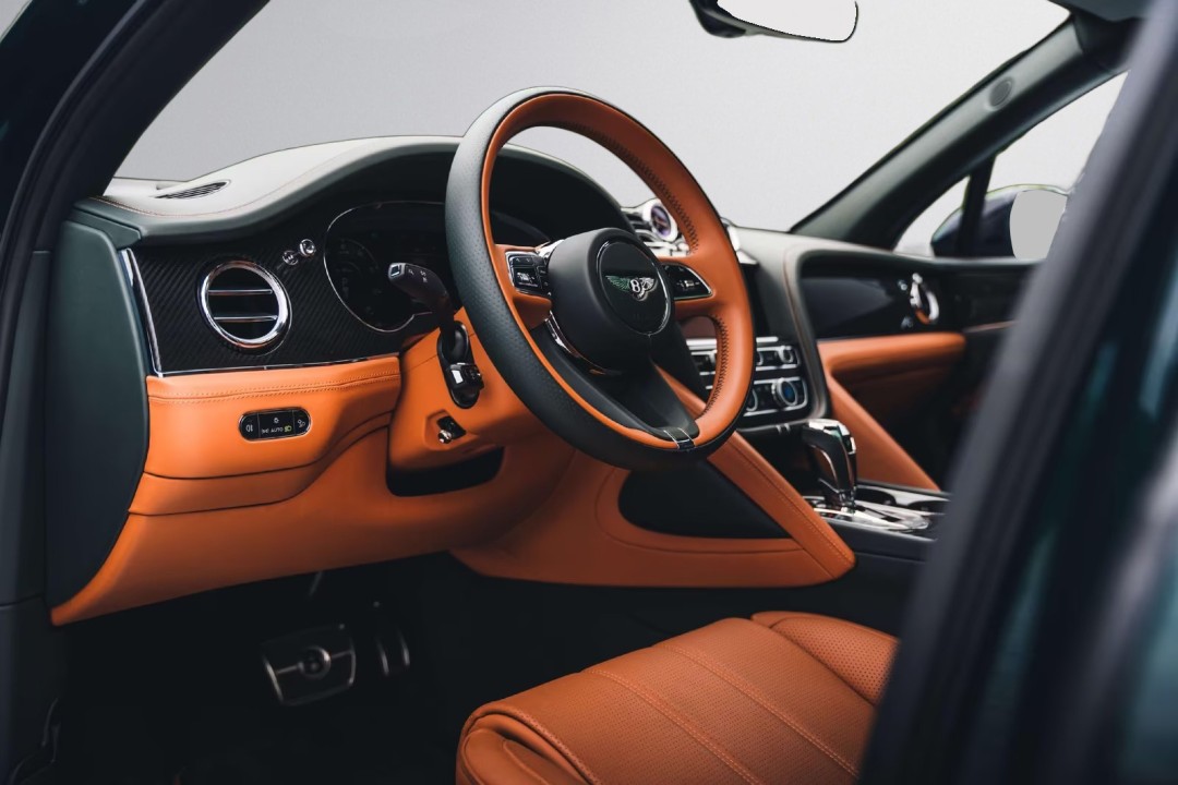 Bentley Bentayga S V8 - foto 8