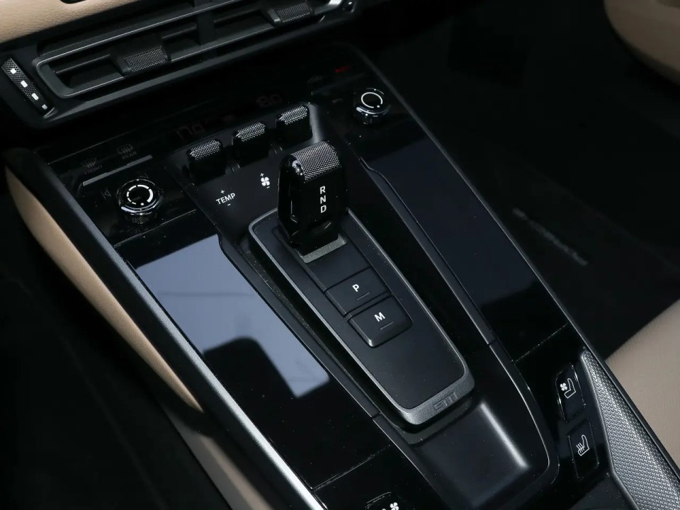 Porsche 911 Carrera 4 - foto 15