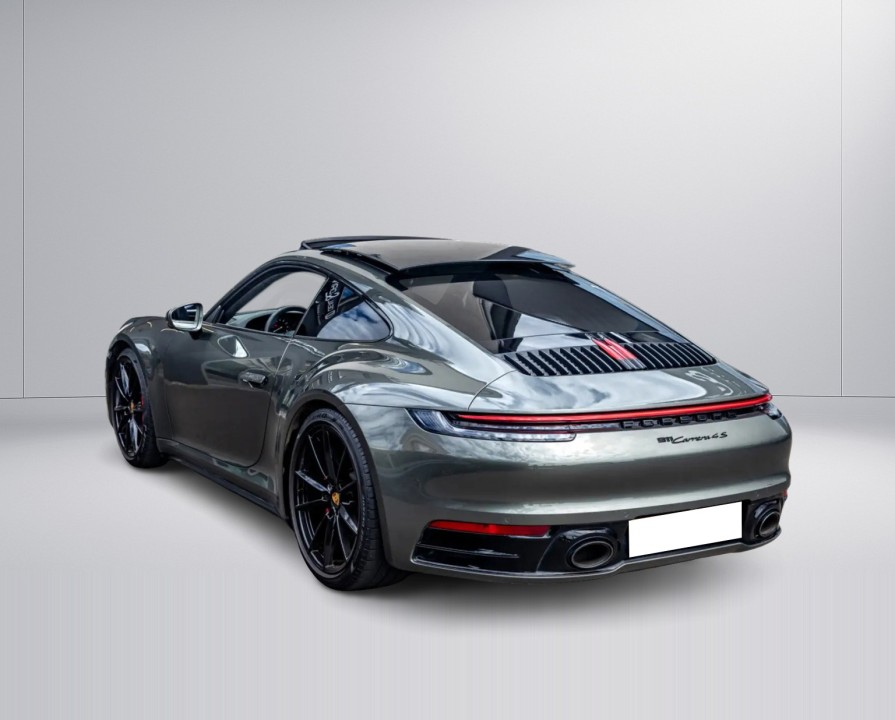 Porsche 911 Carrera 4S (4)