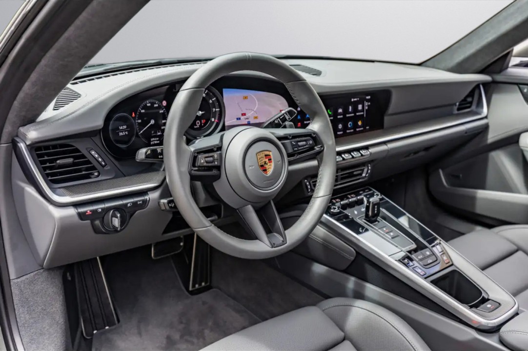Porsche 911 Carrera 4S - foto 8