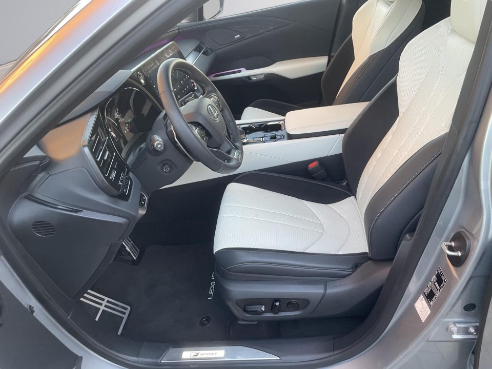 Lexus Seria RX 500h F-Sport (5)