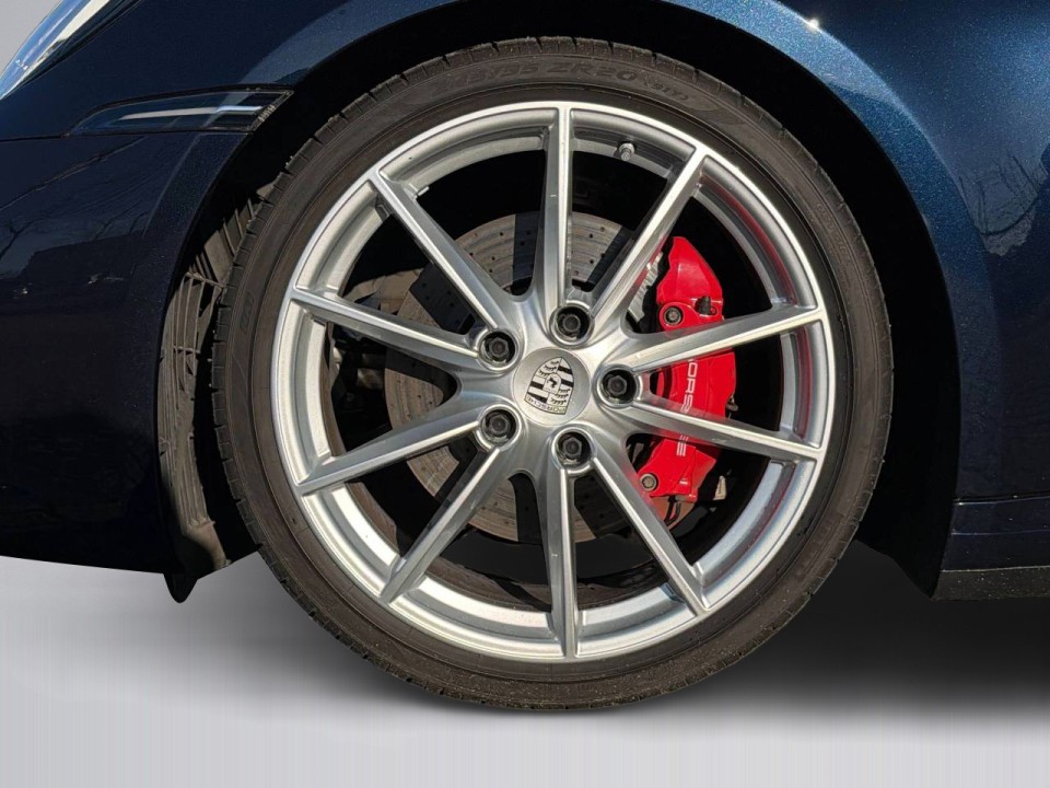 Porsche 911 Carrera 4S - foto 26