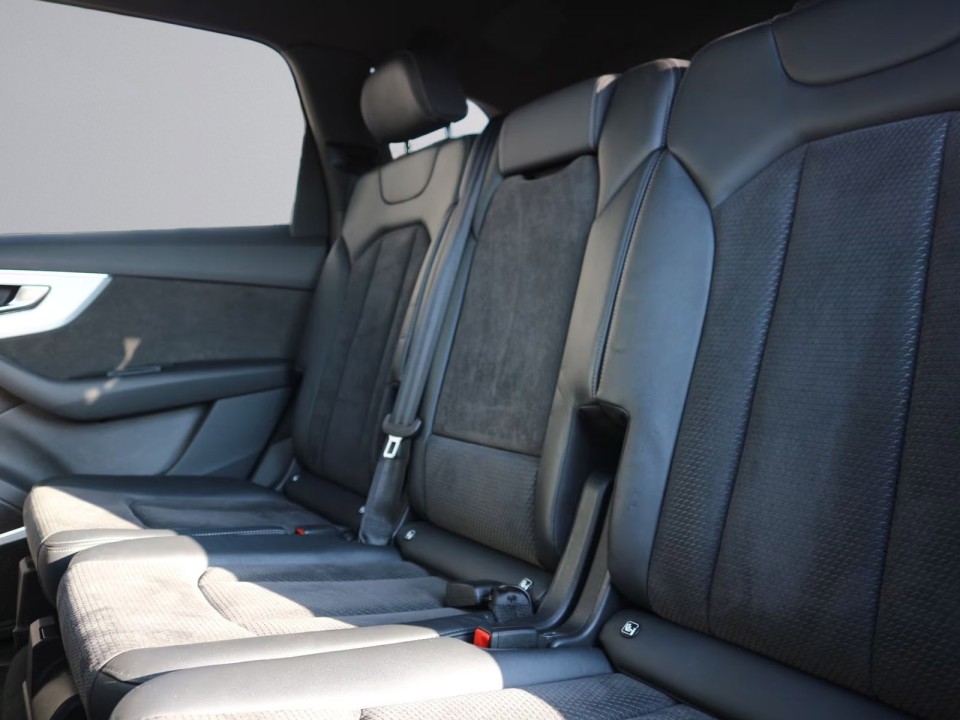 Audi Q7 55TFSI quattro tiptronic - foto 7