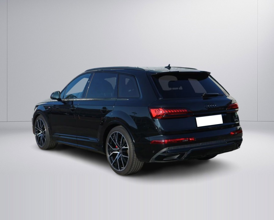 Audi Q7 55TFSI quattro tiptronic (3)