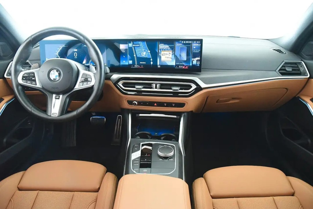 BMW Seria 3 320d xDrive M-Sport - foto 6