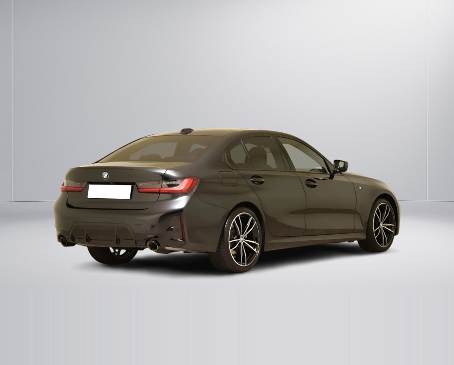BMW Seria 3 320d xDrive M-Sport (2)