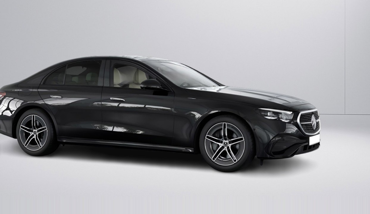 Mercedes-Benz E 300de 4MATIC AMG Line (2)