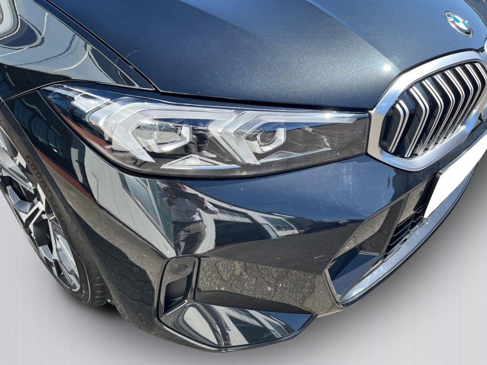 BMW Seria 3 320d M-Sport - foto 14