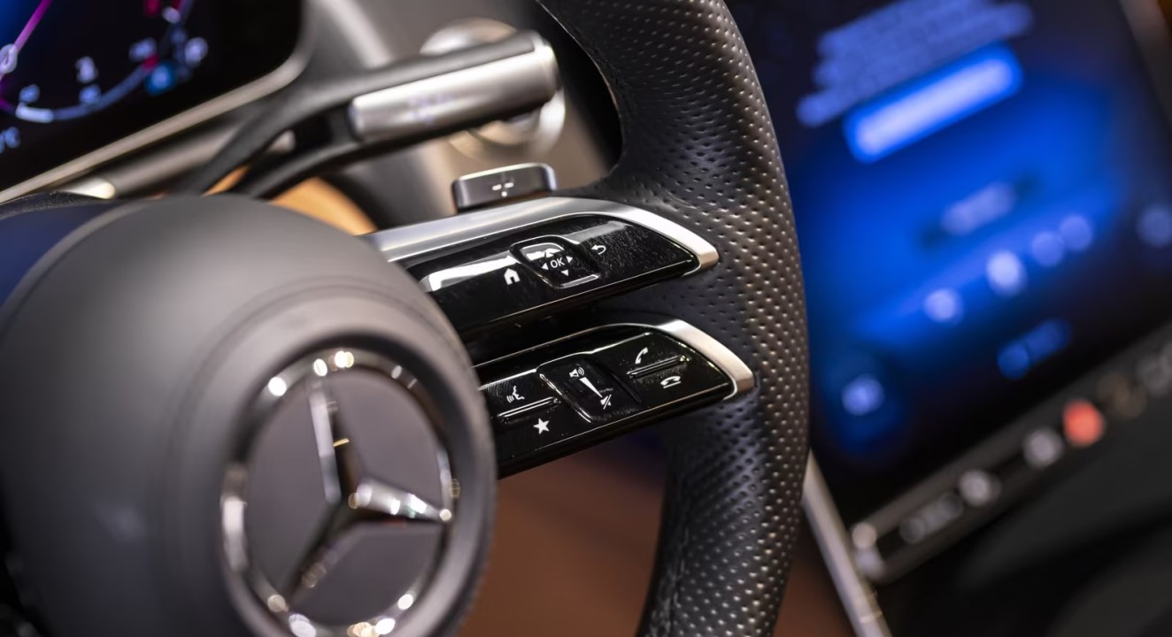 Mercedes-Benz S 400d 4MATIC AMG - foto 16