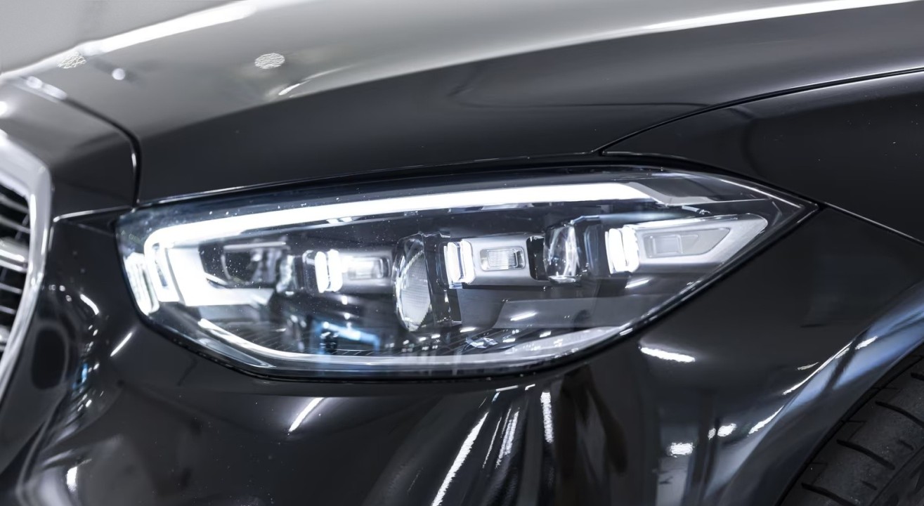 Mercedes-Benz S 400d 4MATIC AMG - foto 29