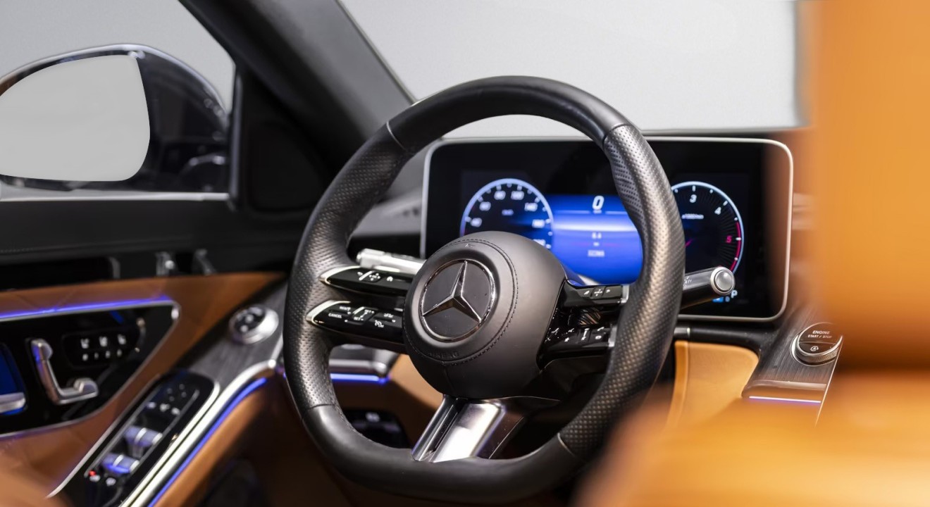 Mercedes-Benz S 400d 4MATIC AMG - foto 14