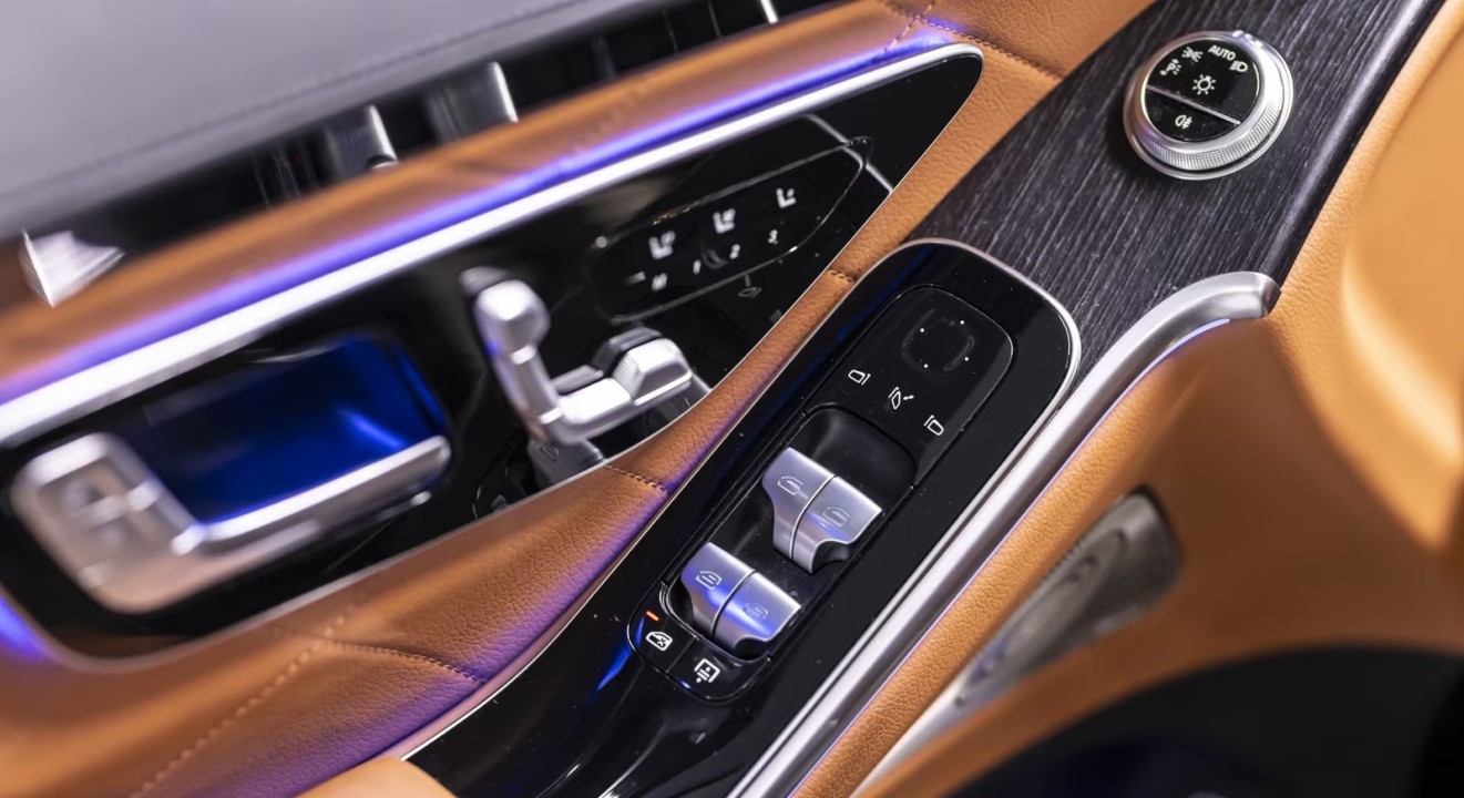 Mercedes-Benz S 400d 4MATIC AMG - foto 19