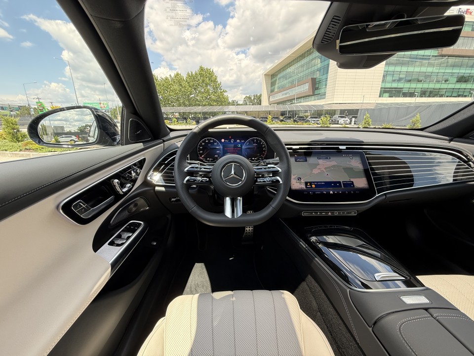 Mercedes-Benz E 300de 4MATIC AMG Line - foto 22