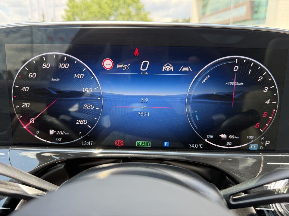 Mercedes-Benz E 300de 4MATIC AMG Line - foto 25