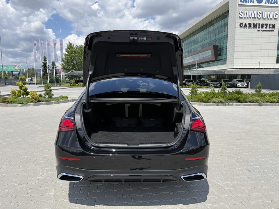 Mercedes-Benz E 300de 4MATIC AMG Line - foto 26