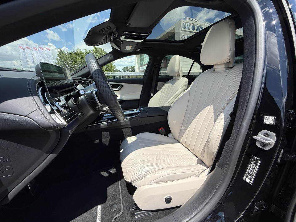 Mercedes-Benz E 300de 4MATIC AMG Line - foto 10