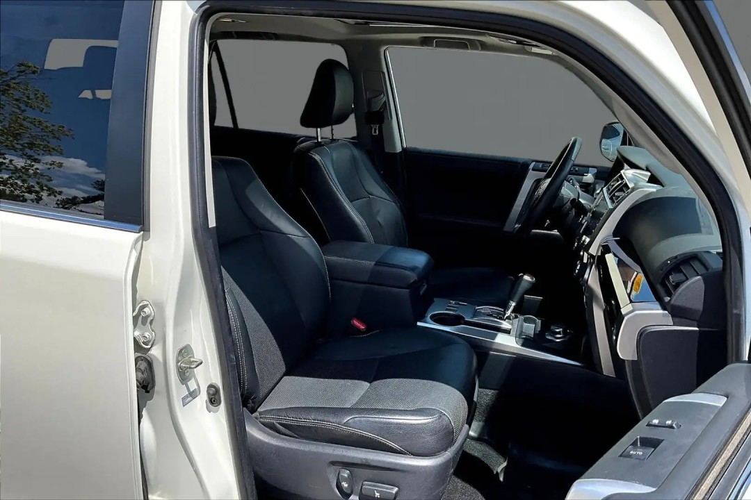 Toyota 4Runner - foto 10