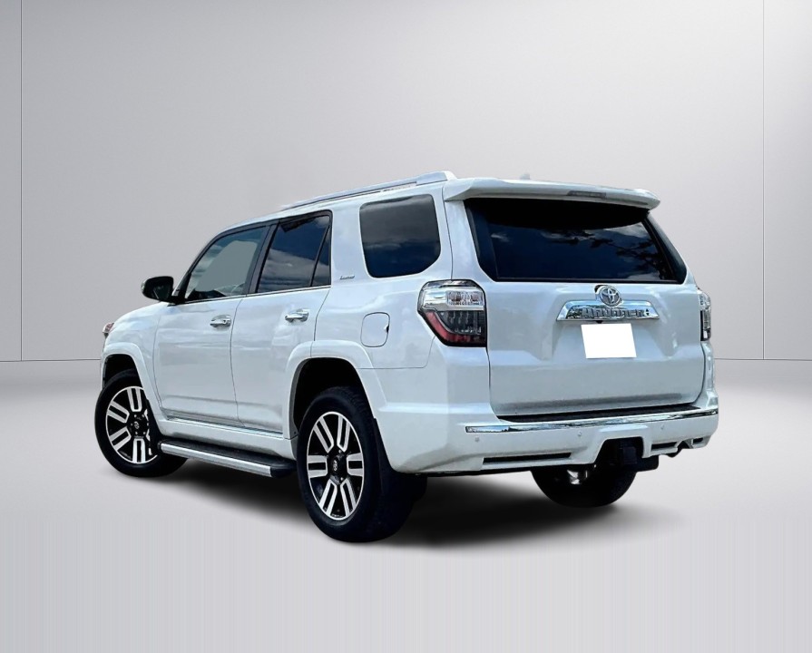 Toyota 4Runner (4)