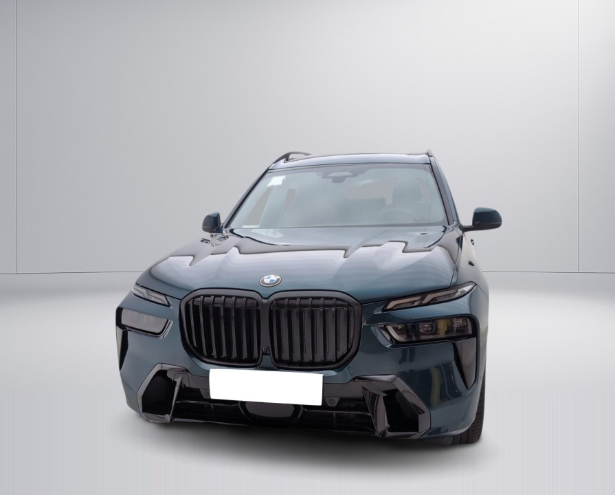 BMW X7 xDrive40i M-Sport (2)