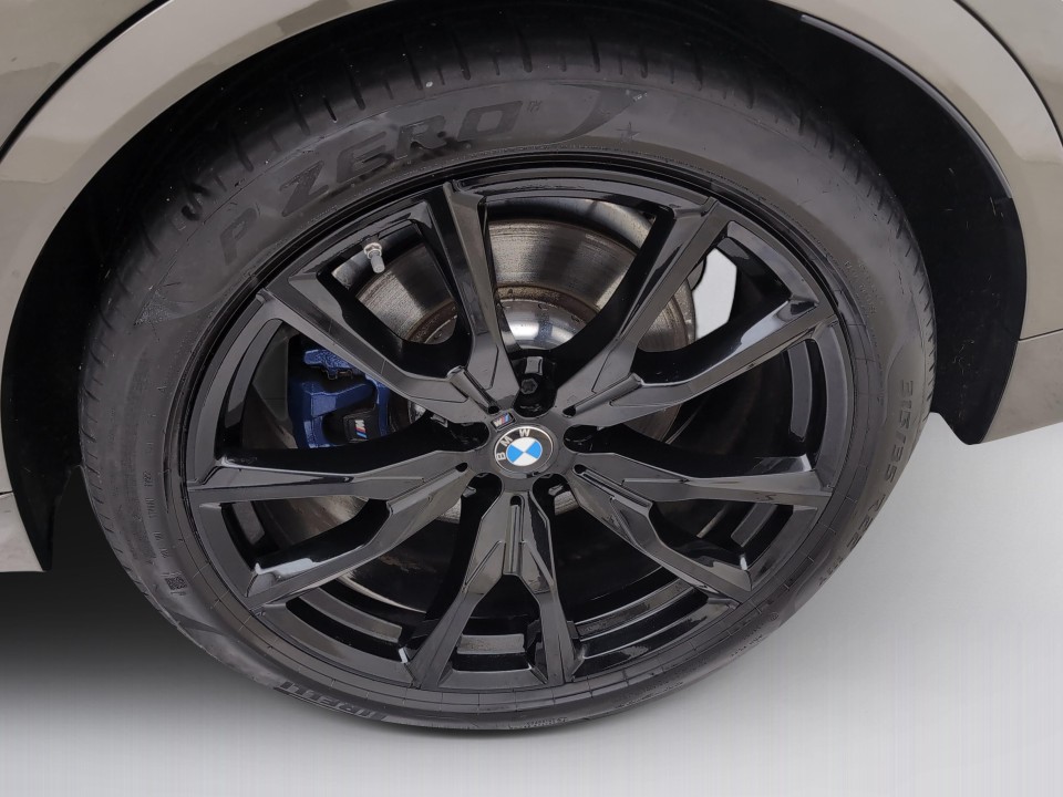 BMW X7 xDrive40d M-Sport - foto 13