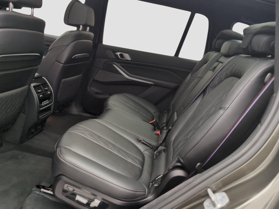 BMW X7 xDrive40d M-Sport - foto 7