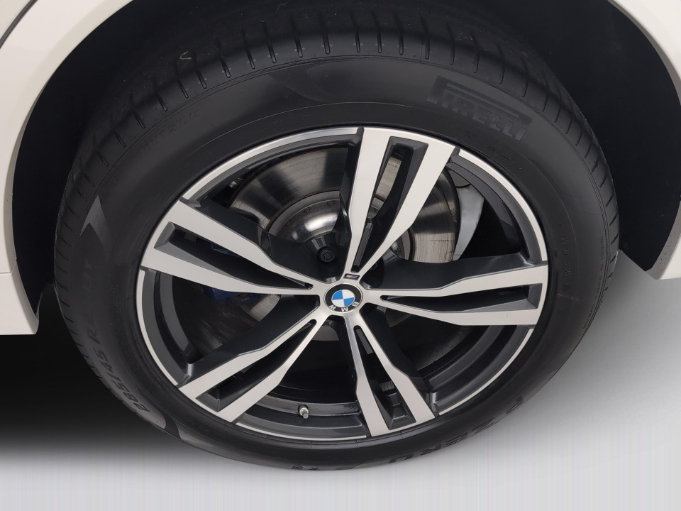 BMW X7 xDrive40i M-Sport - foto 14