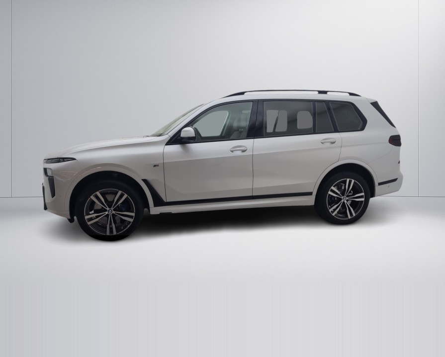 BMW X7 xDrive40i M-Sport (5)
