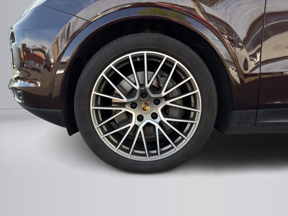 Porsche Cayenne S Platinum Edition - foto 22