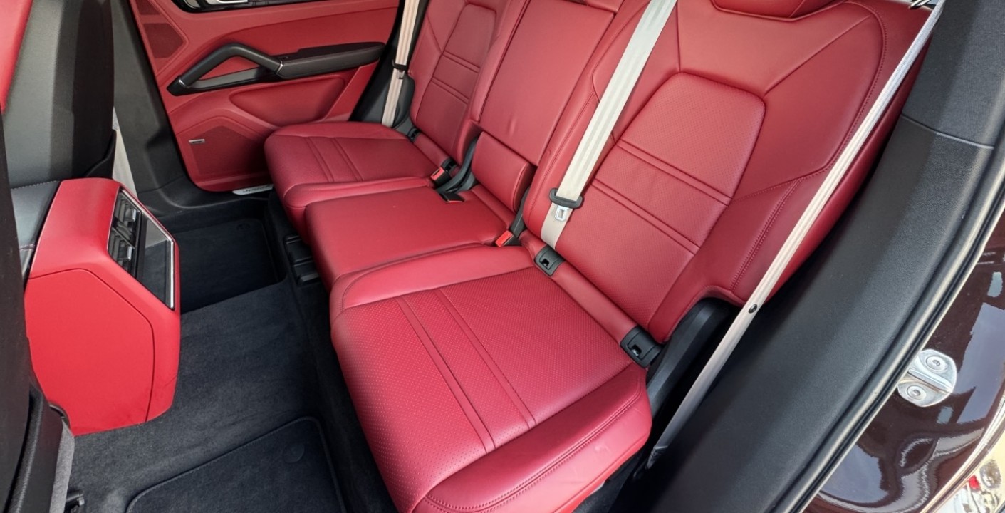 Porsche Cayenne S Platinum Edition - foto 10