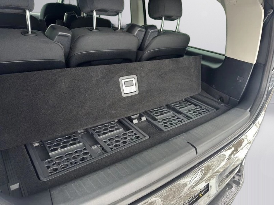 Mercedes-Benz V 220d Style - foto 19