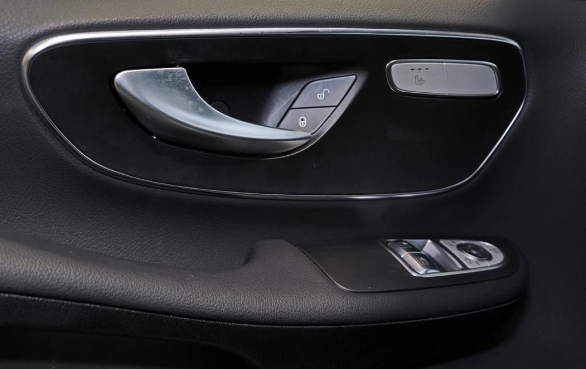 Mercedes-Benz V 220d Style Compact - foto 15
