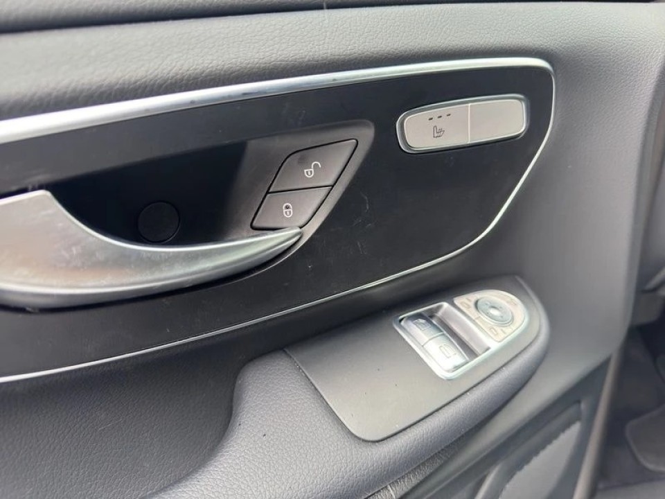 Mercedes-Benz V 220d Style Compact - foto 16