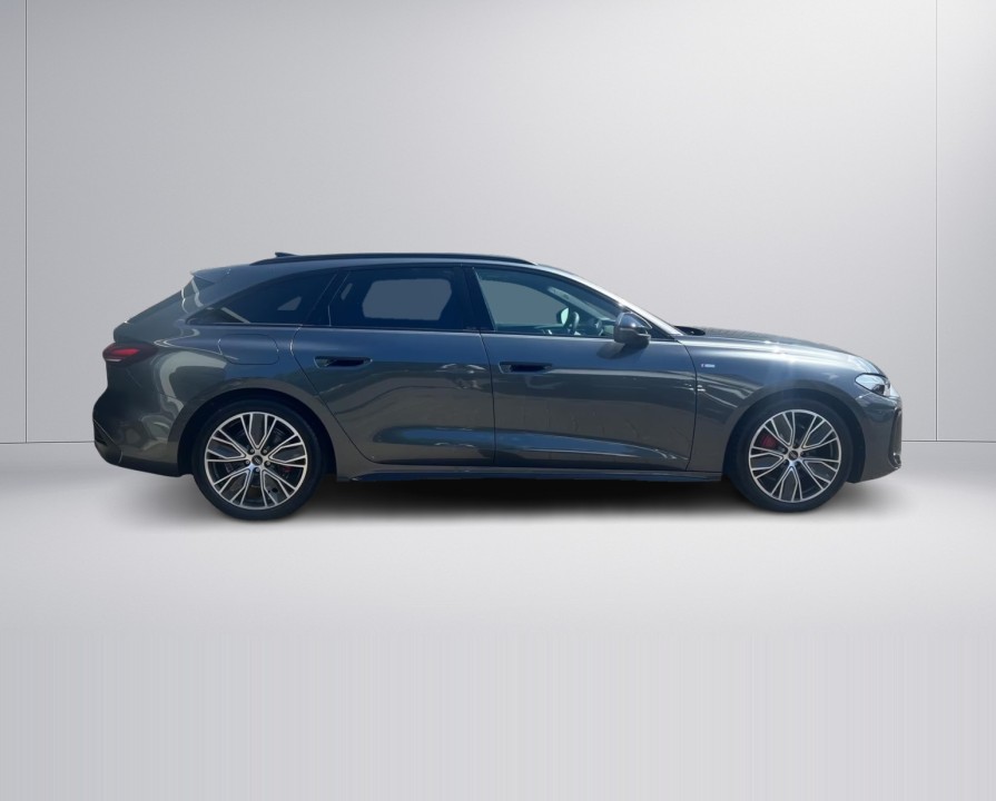 Audi A5 Avant 40TFSI quattro (2)
