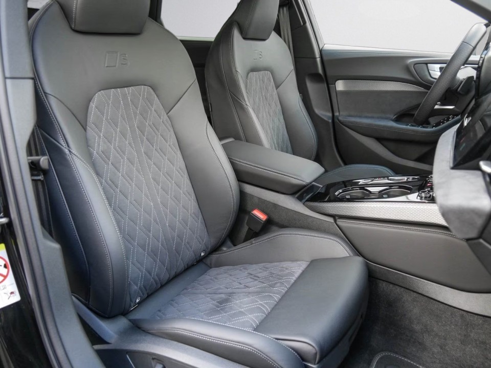 Audi A5 Limousine e-hybrid quattro S-Line (3)