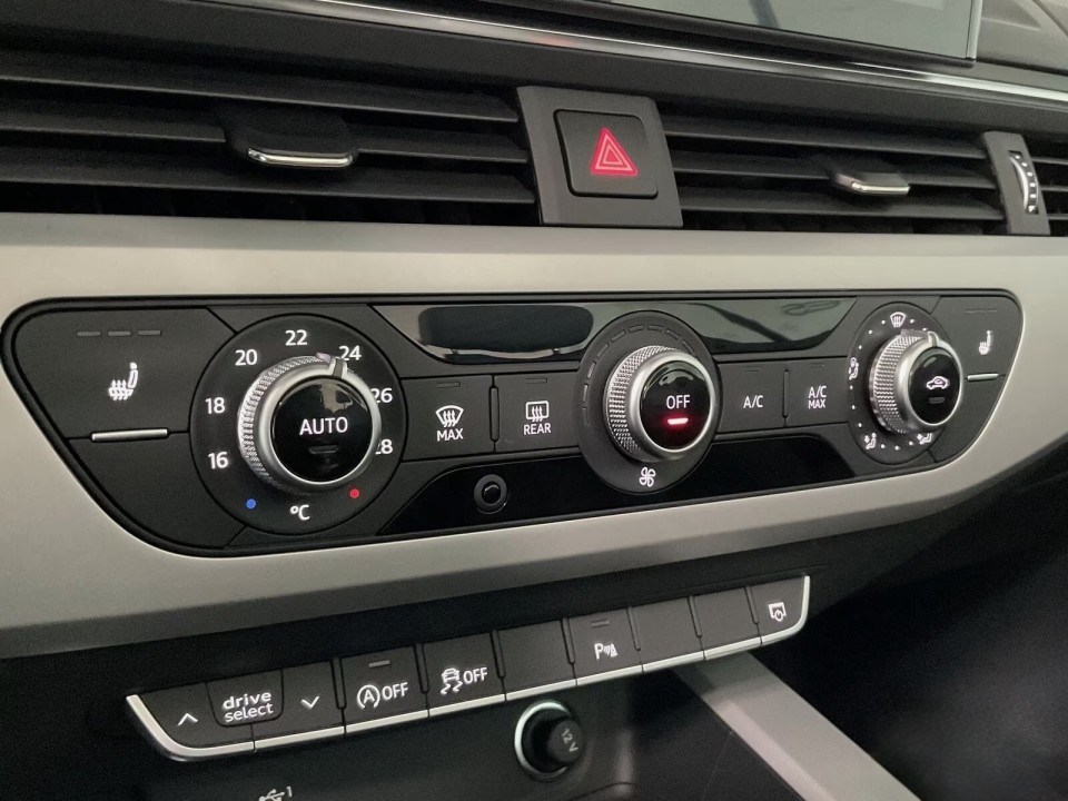 Audi A5 Cabriolet 40TDI S-Line - foto 12