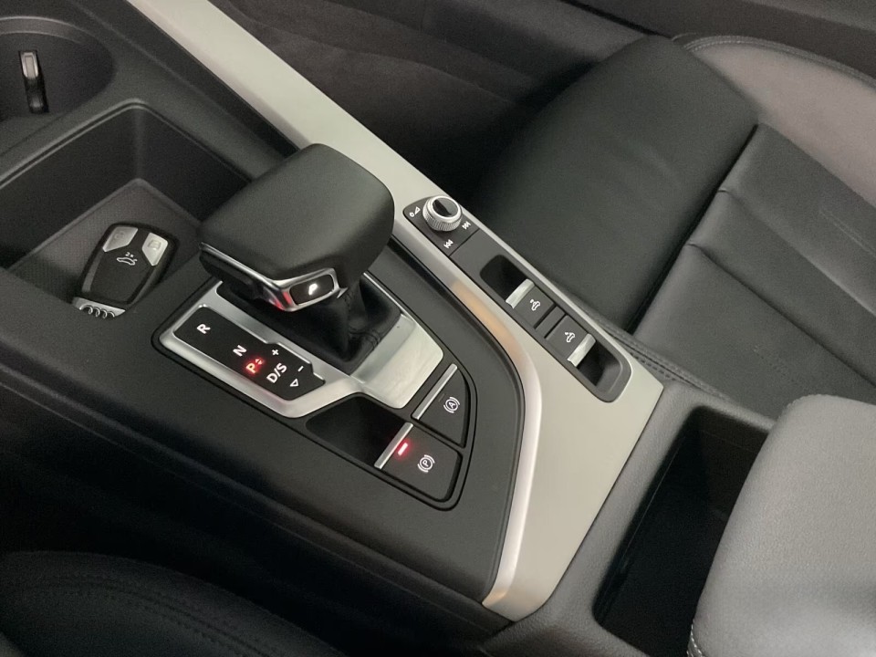 Audi A5 Cabriolet 40TDI S-Line - foto 11